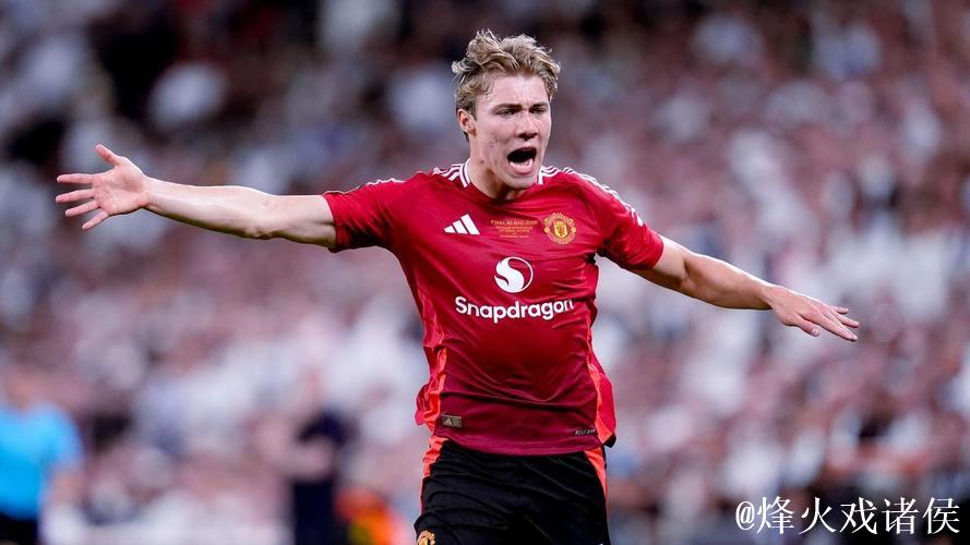 曼联4-4伯恩茅斯:防线崩盘,中场核心怒斥队友 曼联4-4伯恩茅斯:防线崩盘,中场核心怒斥队友